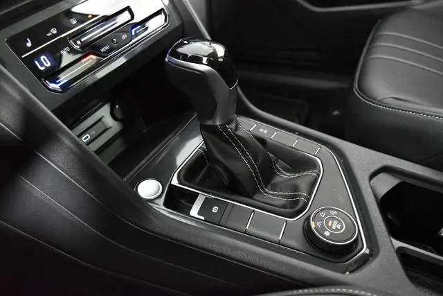 2024 Volkswagen Tiguan - $24,242