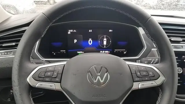2023 Volkswagen Tiguan SE 4Motion
