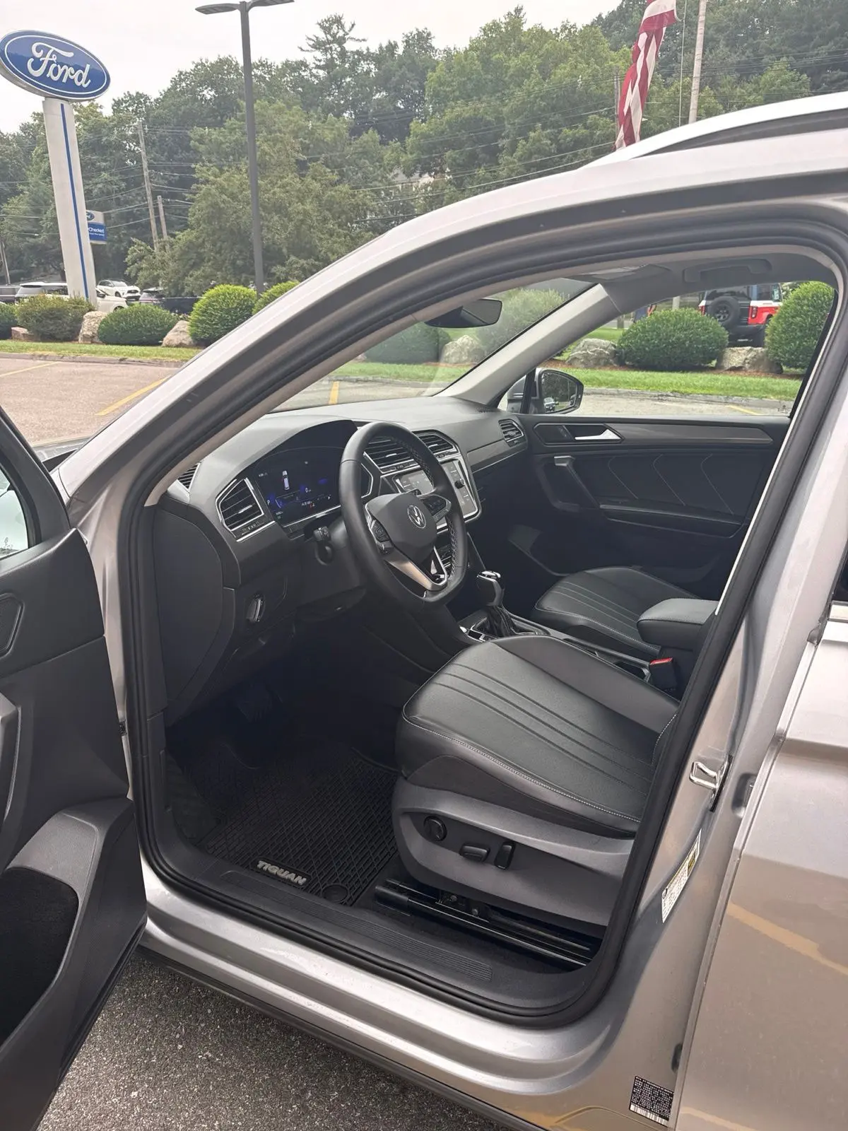 2023 Volkswagen Tiguan - $28,990