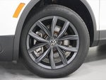 2023 Tiguan Thumbnail 11