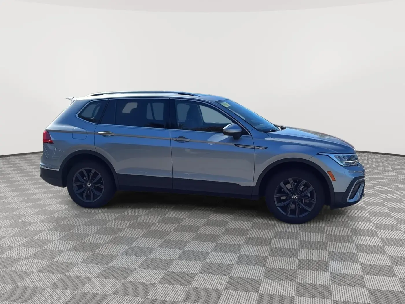 2023 Volkswagen Tiguan - $23,988