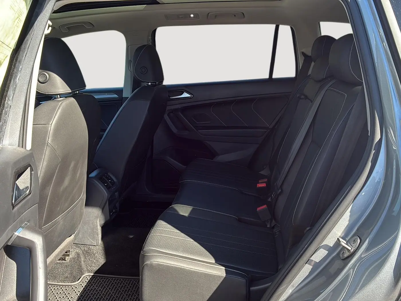 2023 Volkswagen Tiguan - $23,988