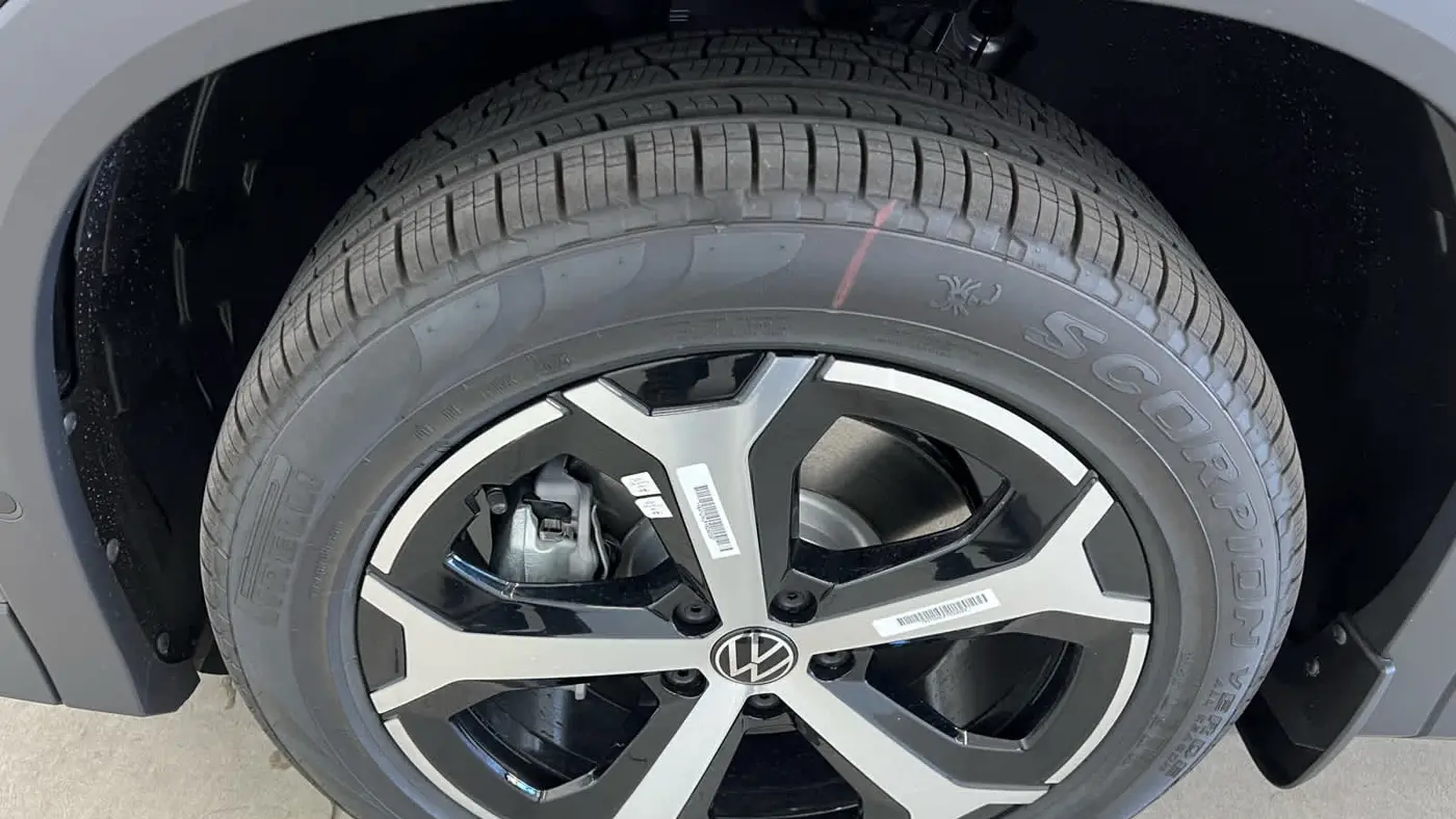2026 Volkswagen Tiguan SE 4Motion