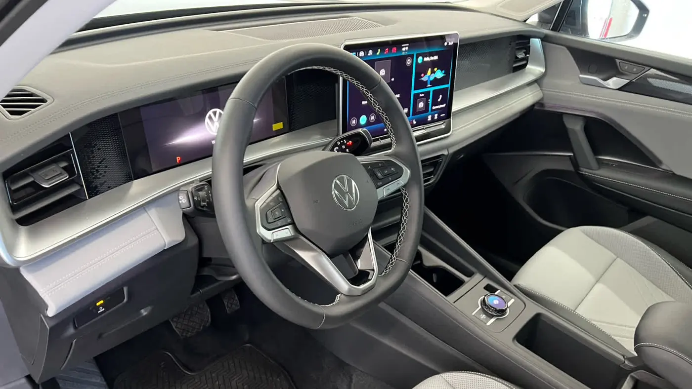 2026 Volkswagen Tiguan SE 4Motion
