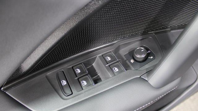 2026 Volkswagen Tiguan SE 4Motion