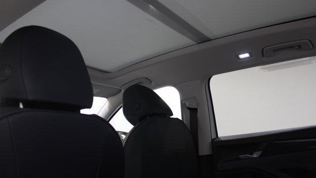 2026 Volkswagen Tiguan SE 4Motion