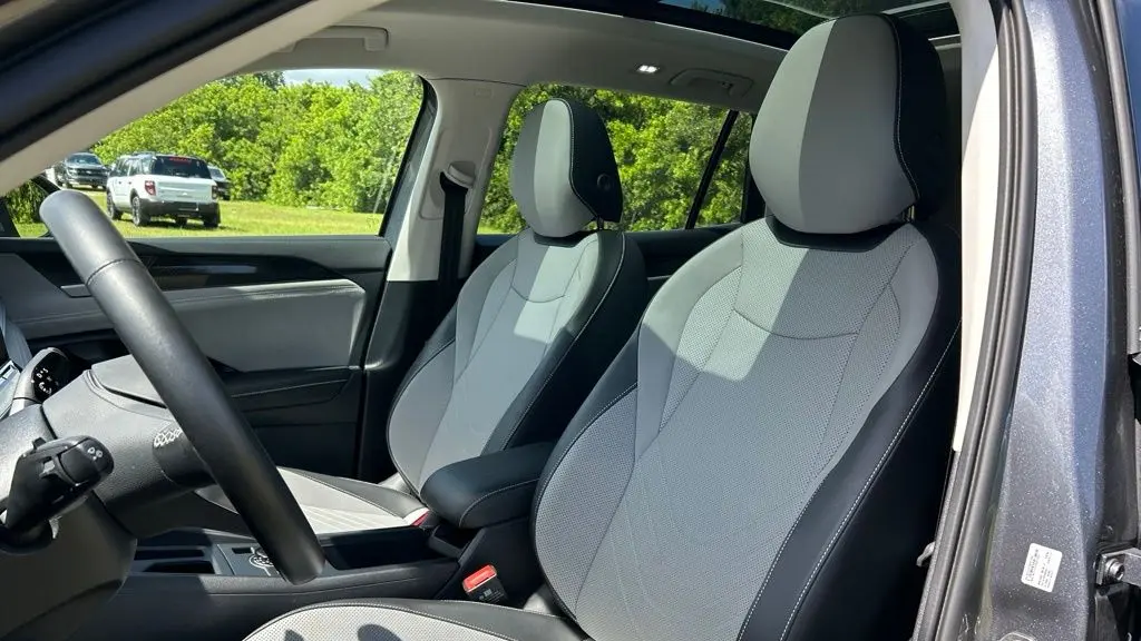 2025 Volkswagen Tiguan SE 4Motion