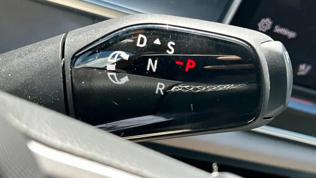 2025 Volkswagen Tiguan SE 4Motion
