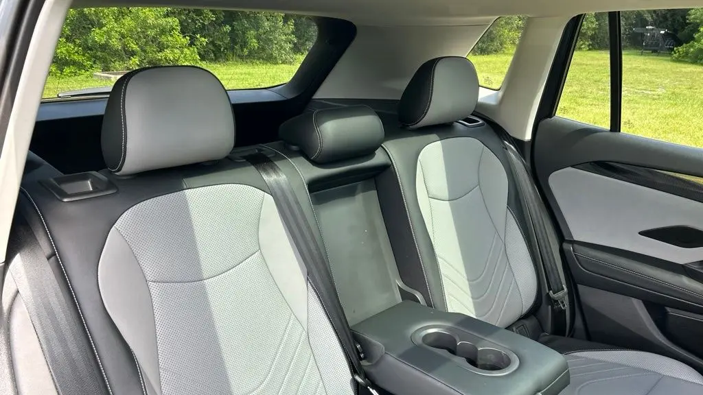 2025 Volkswagen Tiguan SE 4Motion