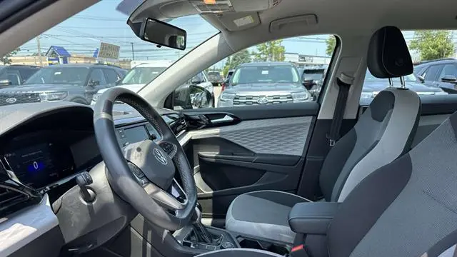 2022 Volkswagen Taos S 4Motion