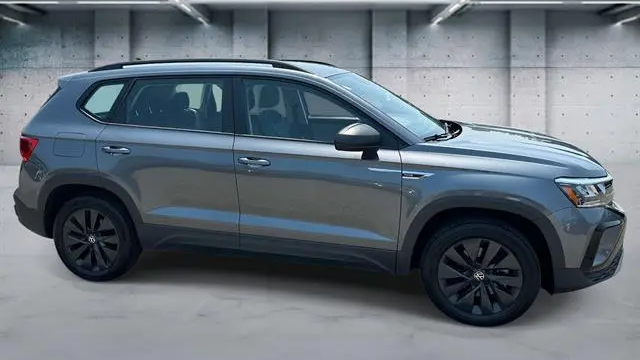 2022 Volkswagen Taos S 4Motion