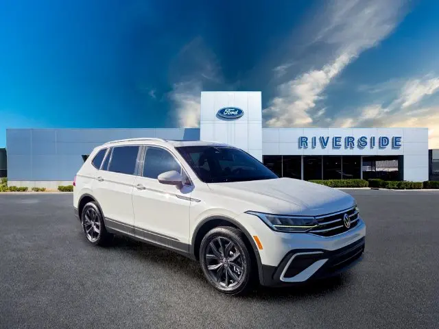 2023 Volkswagen Tiguan - $18,559