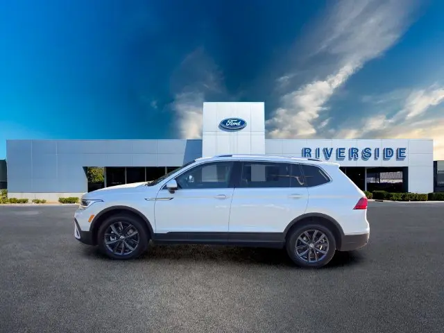 2023 Volkswagen Tiguan - $18,559