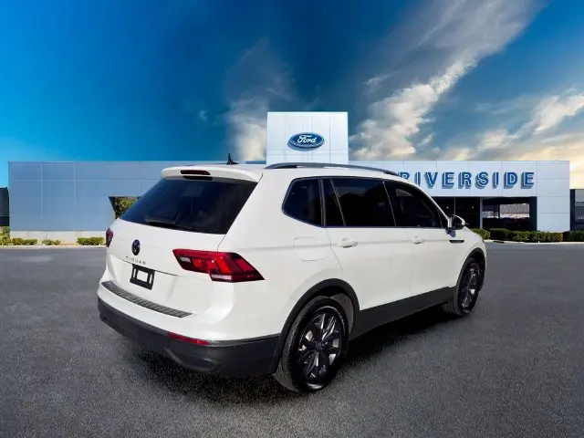 2023 Volkswagen Tiguan - $18,559