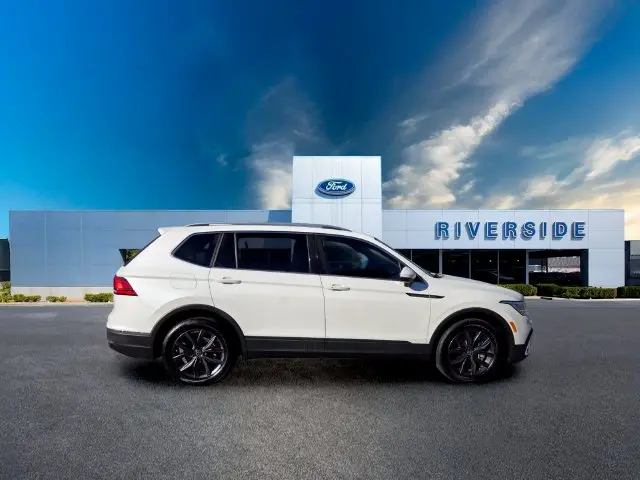 2023 Volkswagen Tiguan - $18,559
