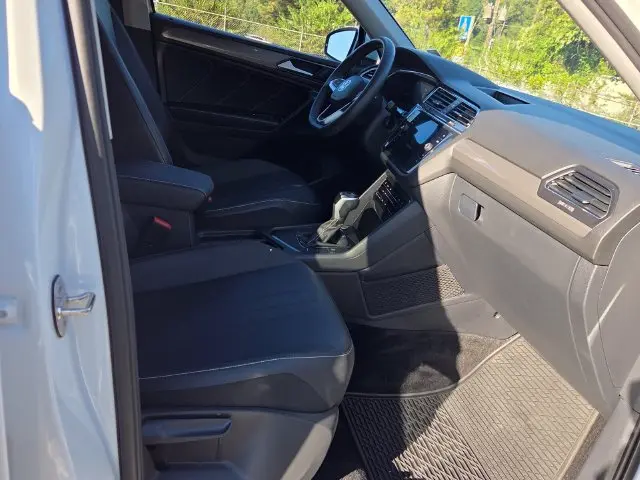 2023 Volkswagen Tiguan - $18,559