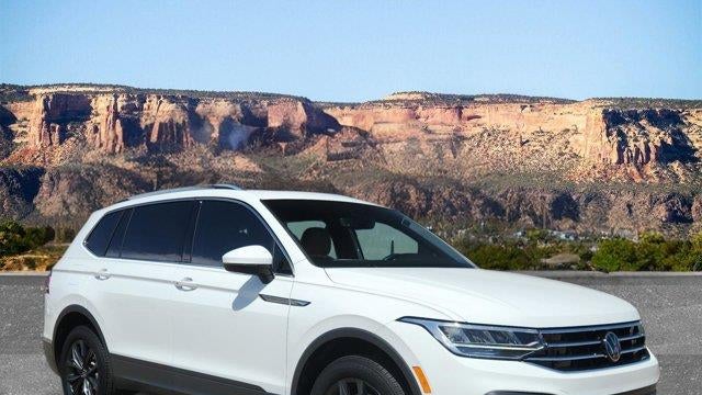 Preowned 2024 Volkswagen Tiguan SE for Sale