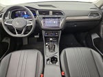 2024 Tiguan Thumbnail 9