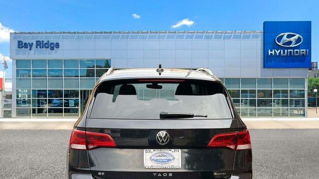 2023 Volkswagen Taos SE 4Motion