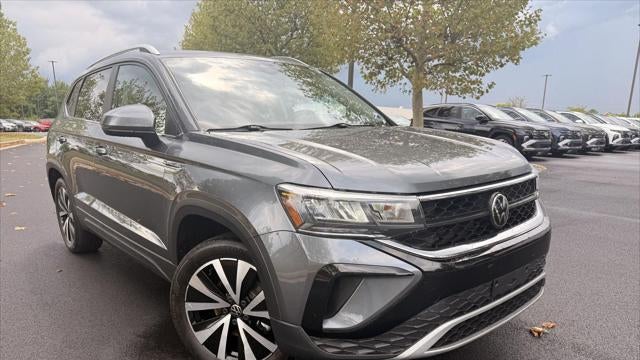 Preowned 2023 Volkswagen Taos SE 4Motion for Sale