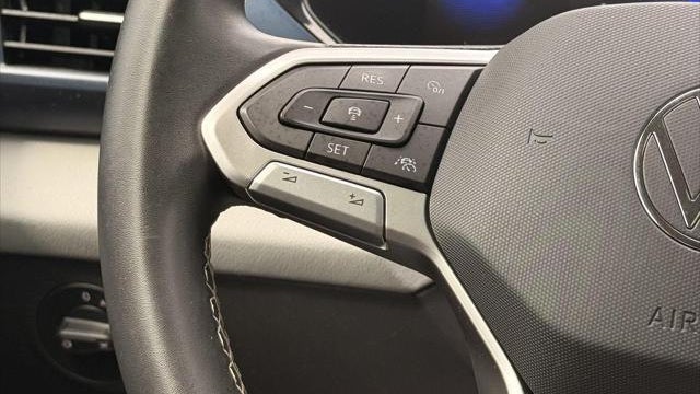 2023 Volkswagen Taos SE 4Motion