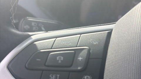 2023 Volkswagen Taos SE 4Motion