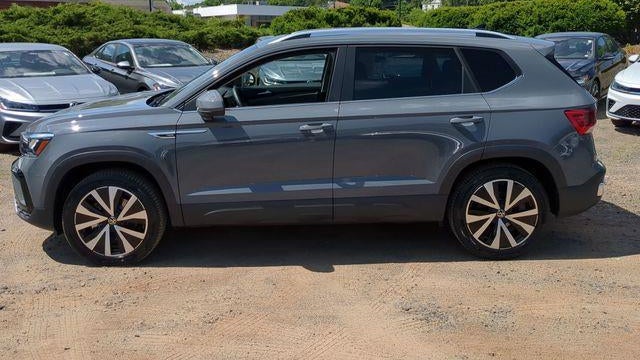 2023 Volkswagen Taos SE 4Motion