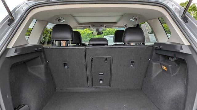 2023 Volkswagen Taos SE 4Motion