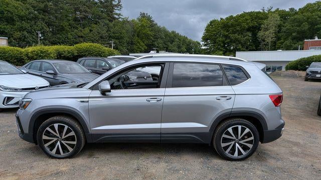 2023 Volkswagen Taos SE 4Motion
