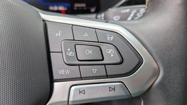 2023 Volkswagen Taos SE 4Motion