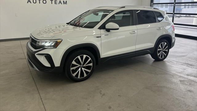 Preowned 2023 Volkswagen Taos SE 4Motion for Sale