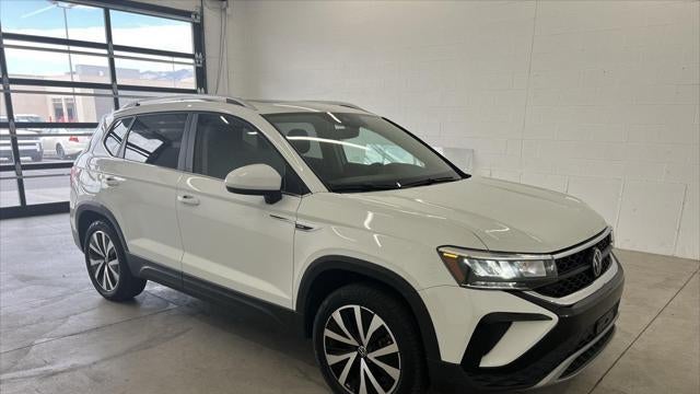 2023 Volkswagen Taos SE 4Motion