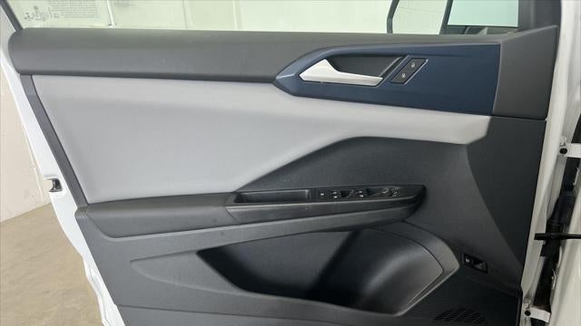 2023 Volkswagen Taos SE 4Motion
