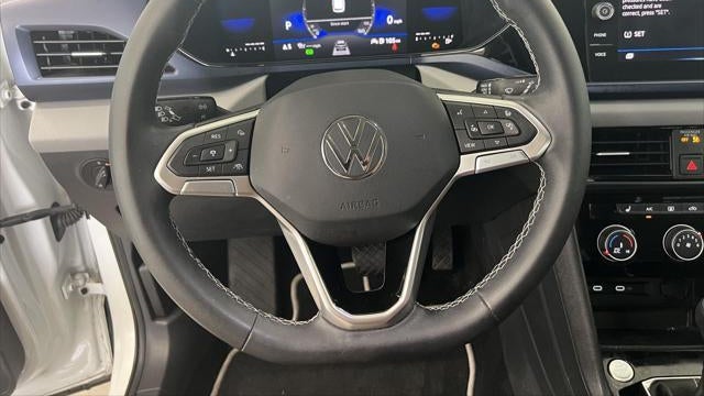 2023 Volkswagen Taos SE 4Motion