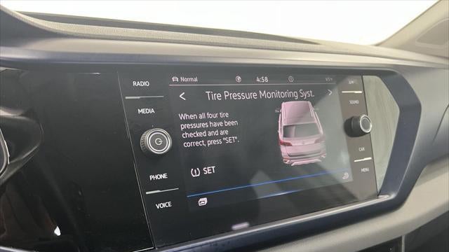2023 Volkswagen Taos SE 4Motion