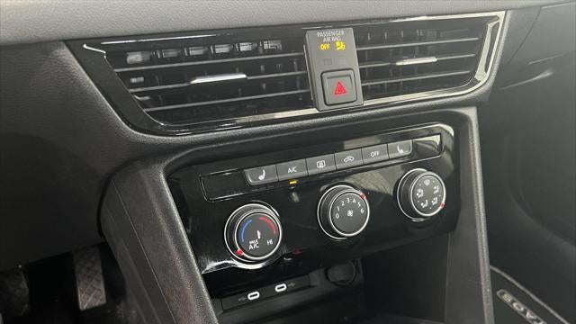 2023 Volkswagen Taos SE 4Motion