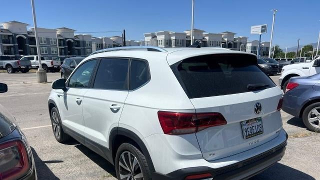 2023 Volkswagen Taos SE 4Motion