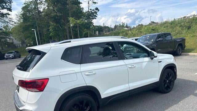 2023 Volkswagen Taos SE 4Motion