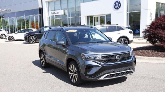 Preowned 2022 Volkswagen Taos SE 4Motion for Sale