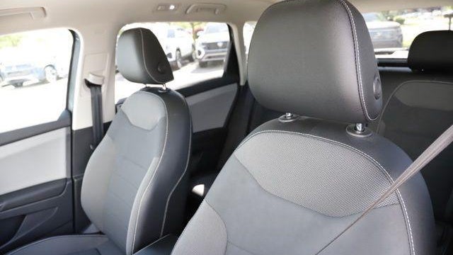 2022 Volkswagen Taos SE 4Motion