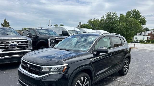 Preowned 2022 Volkswagen Taos SE 4Motion for Sale