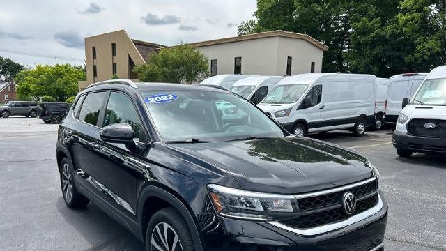 2022 Volkswagen Taos SE 4Motion