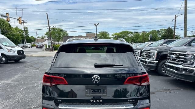 2022 Volkswagen Taos SE 4Motion