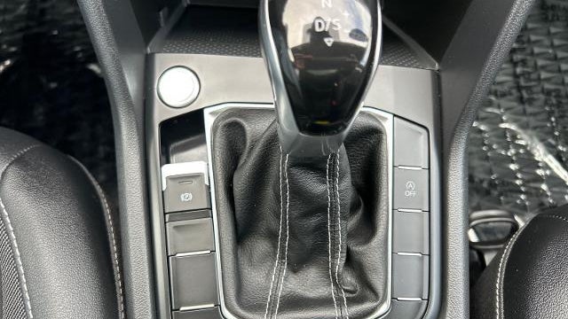 2022 Volkswagen Taos SE 4Motion