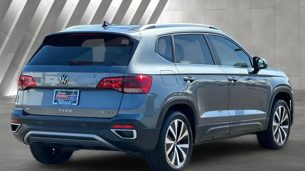 2022 Volkswagen Taos SE 4Motion