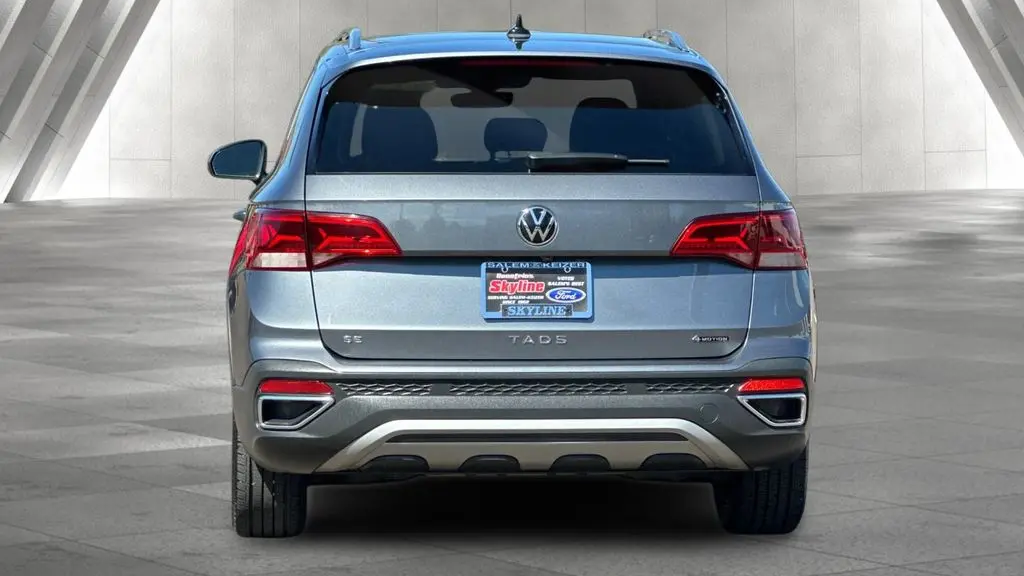 2022 Volkswagen Taos SE 4Motion