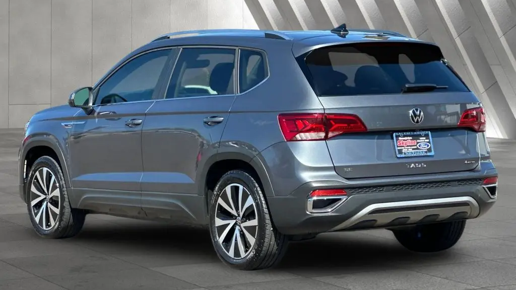 2022 Volkswagen Taos SE 4Motion