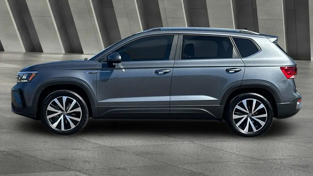 2022 Volkswagen Taos SE 4Motion