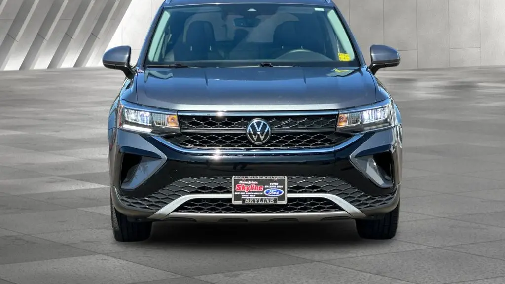 2022 Volkswagen Taos SE 4Motion