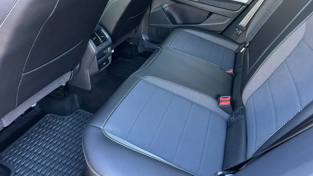 2022 Volkswagen Taos SE 4Motion